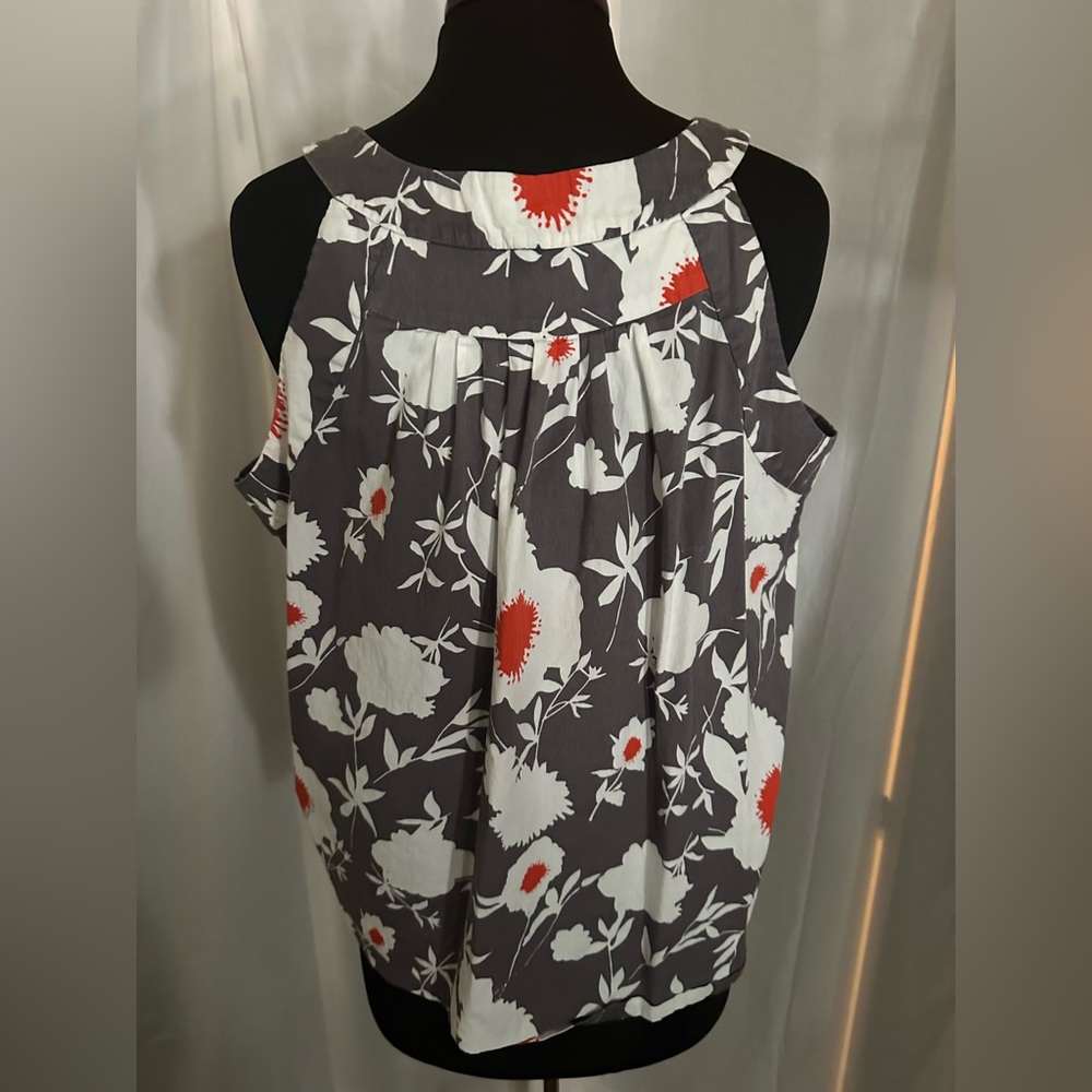 Top - Picture 3 of 5